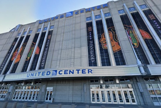 Wolverines Tower Over Tide In Sweet 16 Showdown At United Center