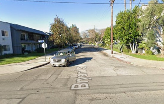 Woman Stabbed In Canoga Park, LAPD Searches