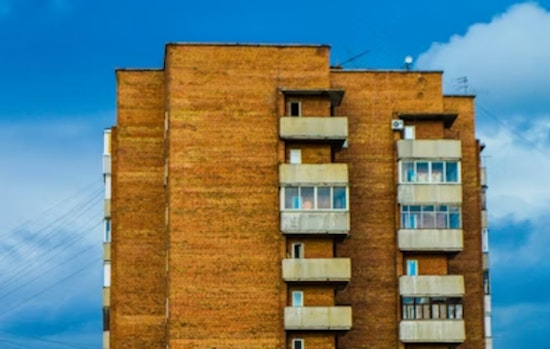 Woodlawn Tenants Unionize Over Rent Hike Fears Near Obama Center