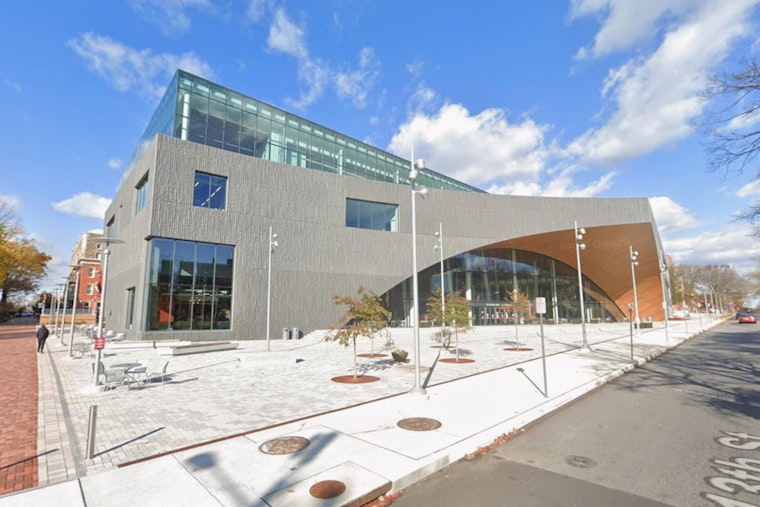 2 A.M. Stabbing Rattles Temple Campus Near Charles Library