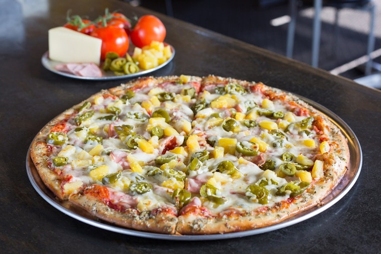 3 Guys Moves Into Former Hollywood Feed Spot in Olive Branch