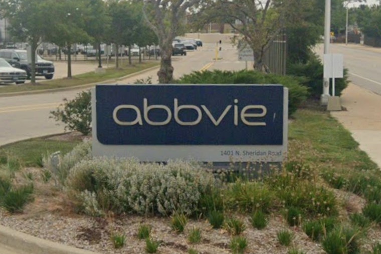 AbbVie’s $744 Million Gut Punch Shakes 2026 Outlook For Chicago Investors