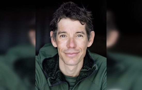 Alex Honnold Suspected In Wild Las Vegas Sphere Climb That Stops Strip Cold