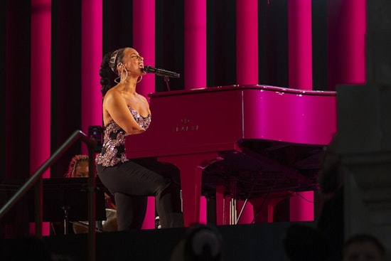 Alicia Keys Drops 'Hell's Kitchen' Heat On San Francisco's Orpheum