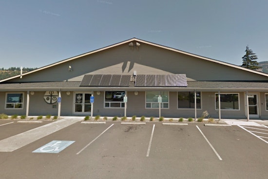 Amazon Vs. The Fruit Loop: Hood River Businesses Revolt Over Rural Warehouse Plan