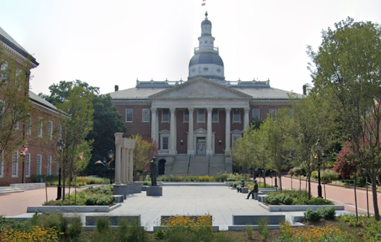 Annapolis Immigrant Advocates Flood Lawyers' Mall In Last-Minute Trust Act Push