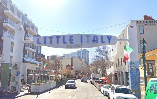Art-Mad Crowds Jam Little Italy As Mission Fed ArtWalk Takes Over Streets
