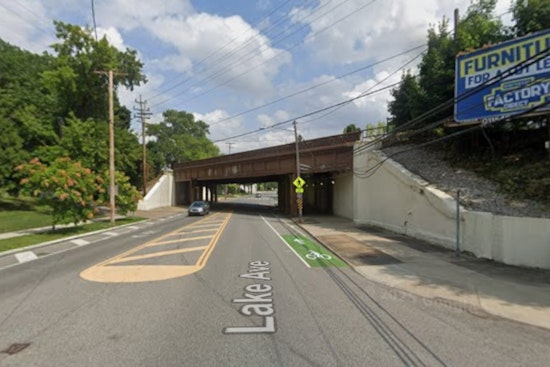 Ashtabula Drivers Duck For Cover As Lake Avenue Bridge Crumbles Overhead