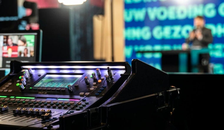 Atlanta Debate Blitz Packs 85 Hopefuls Into Three-Day Primary Showdown