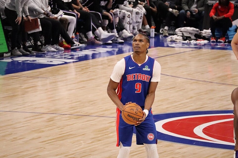 Ausar Thompson Hobbles Off, Storms Back as Pistons Grind Out Game 5 to Force Game 6