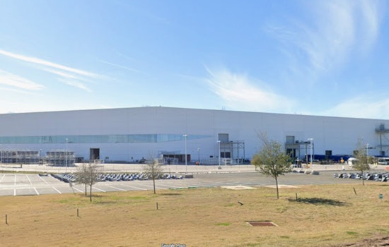 Austin Welder Sues Tesla After Pipe Strike at Gigafactory