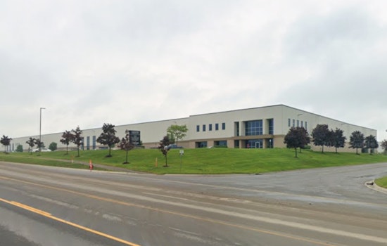 Auto Supplier Flex‑N‑Gate Snaps Up Huge Orion Township Warehouse Near GM