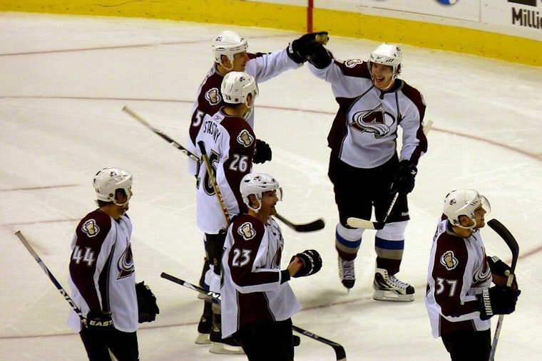 Avs Hang On As Kings’ Late Push Comes Up Short In Denver Opener