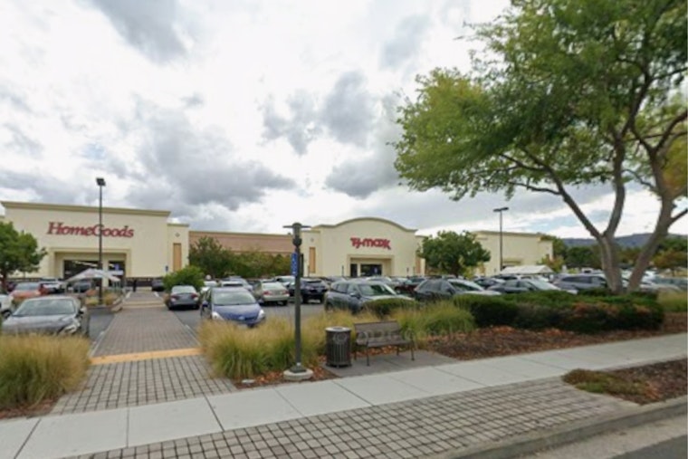 Barnes & Noble Stages Big Stevens Creek Comeback In Cupertino