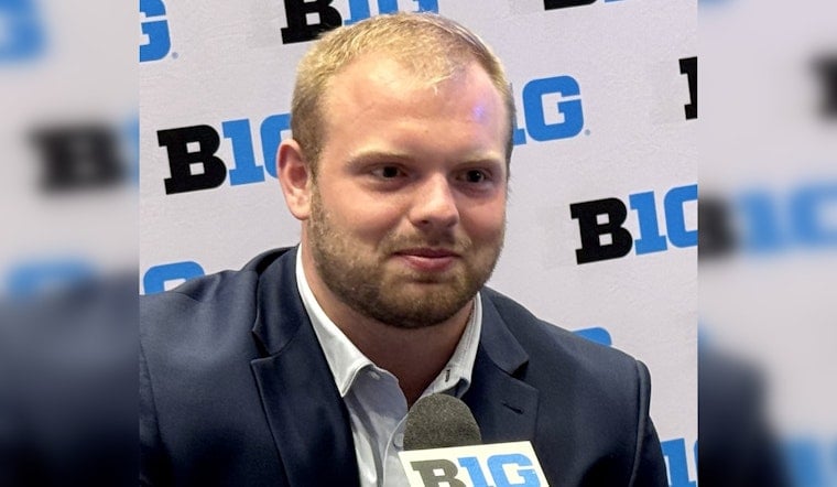 Bears Snag Hawkeyes Ironman Logan Jones To Plug Center Hole