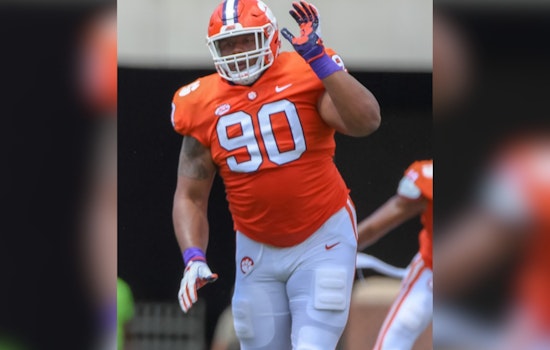 Bengals Ship No. 10 Pick To Snag Giants Star Dexter Lawrence