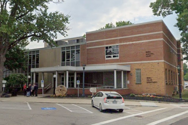 Berea Cops Corner Wanted Cleveland Driver At Gunpoint, Baby And Cocaine In Car