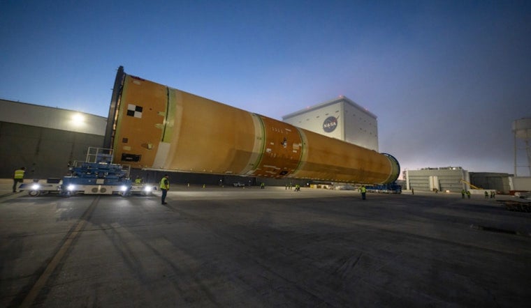 Big Easy Rocket Beast Rolls Out As Moonshot Core Heads To Florida
