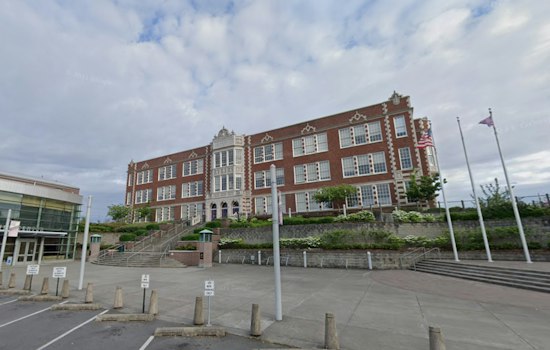 Bitcoin Bomb Scare Empties Garfield High, Rattles Seattle’s Central District