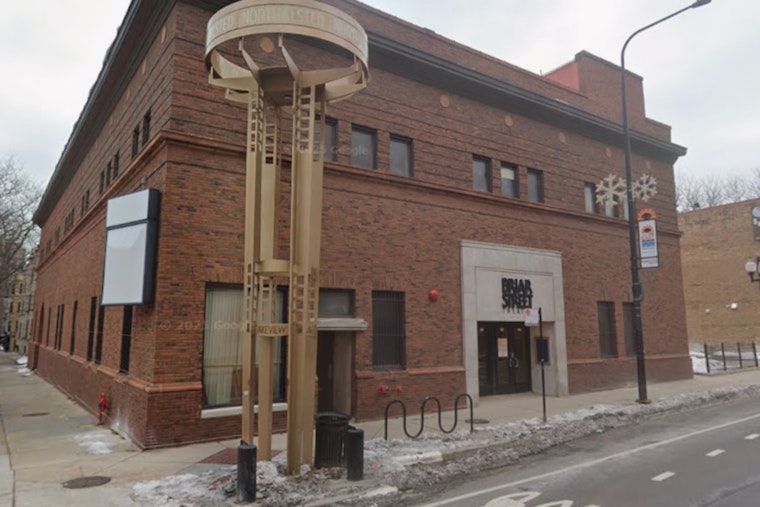 Blue Man’s Old Lakeview Stage Cleared for Apartment Takeover