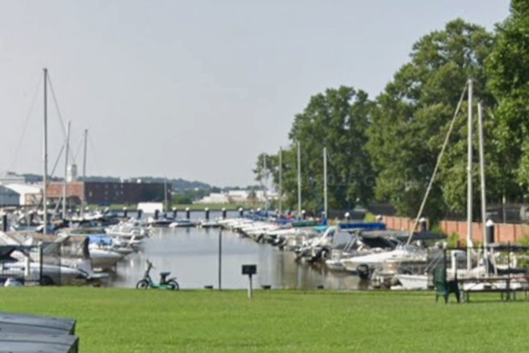 Boat Fire At James Creek Marina In Southwest DC