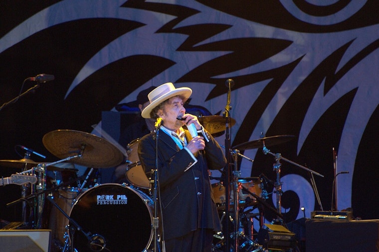 Bob Dylan Set to Shake Up Shakopee at New Mystic Lake Amphitheater
