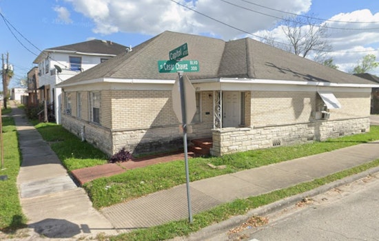 Body With Trauma Found On South Cesar Chavez As East Houston Cops Probe Mystery Death
