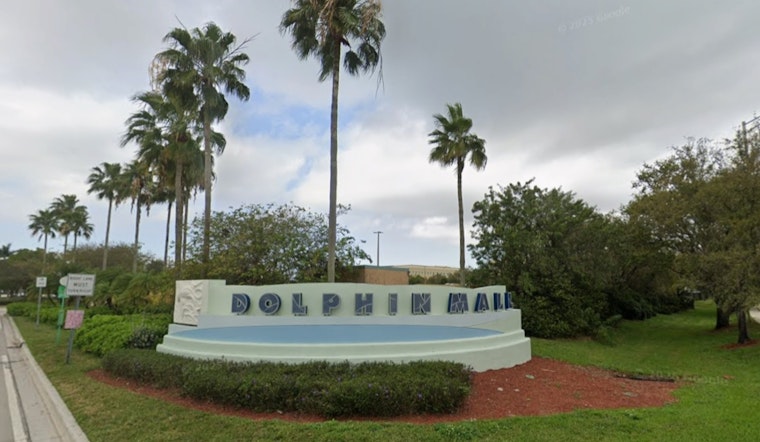 Bomb Threat Delays Dolphin Mall Opening Before Cops Give All-Clear