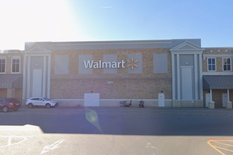 Bomb Threat Empties Edmond Walmart Off I-35