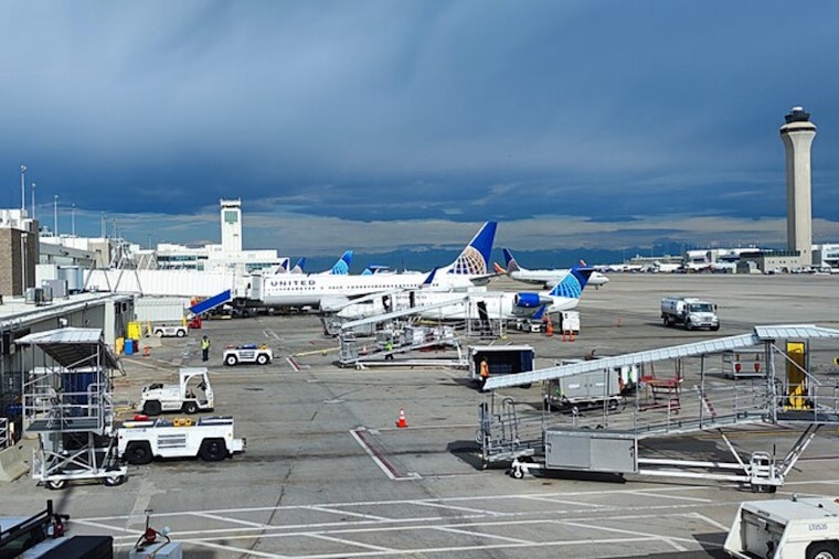 Bomb Threat Triggers Gate Chaos On Packed United Flight At Denver Airport