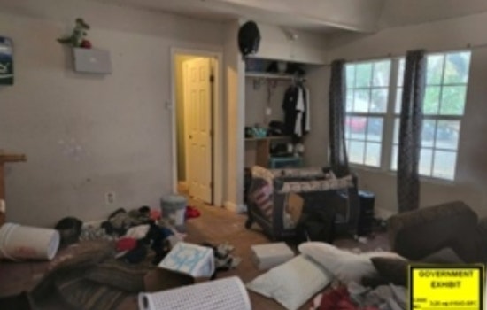 Border Feds Bust El Paso Stash House, Haul In 12 Adults And 3 Kids