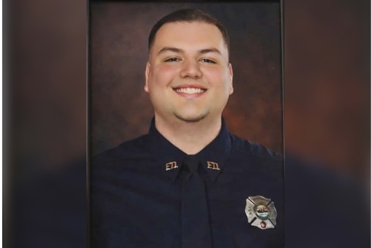 Borderland Bids A Hero Farewell As Doña Ana Firefighter Laid To Rest