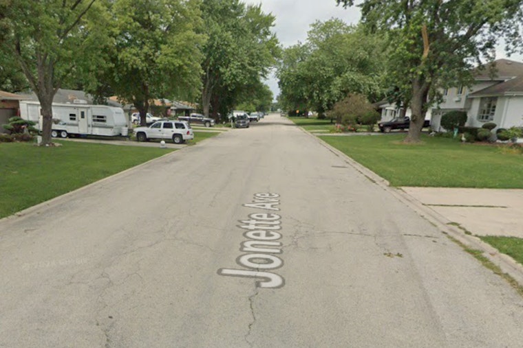 Bradley Cops Shoot Dead Knife-Wielding Man On Jonette Avenue