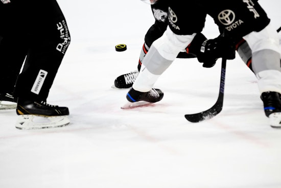 Broadway Barnburner: Sirens Sell Out First PWHL Night at The Garden