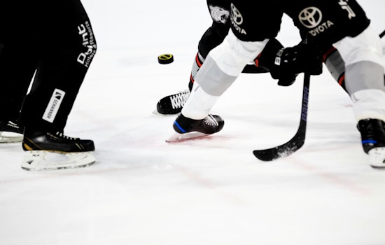 Broadway Barnburner: Sirens Sell Out First PWHL Night at The Garden