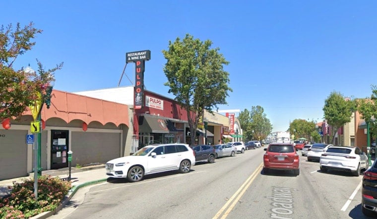 Broadway Time Warp: Patty’s Retro Diner Smashes Old-School Burgers In Burlingame