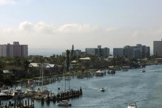 Broken Fort Myers Beach Pier Has Lee County Storming Washington