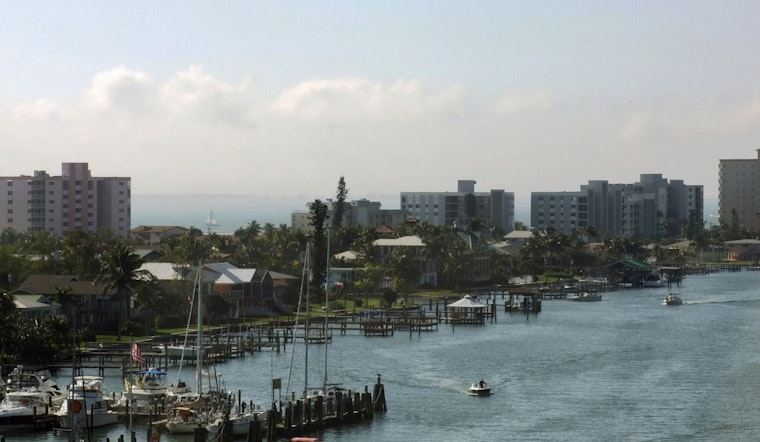 Broken Fort Myers Beach Pier Has Lee County Storming Washington