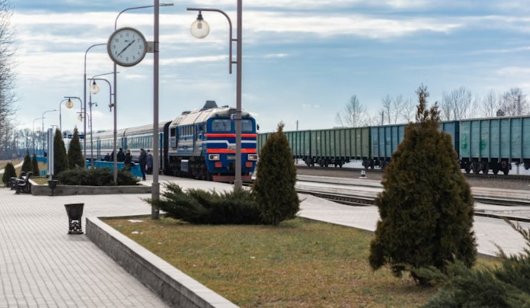 Broken Rail Brings Tacoma T Line to a Screeching Halt Through Thursday