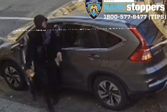 Bronx Daylight Stabbing On Bryant Avenue Spurs Hunt For Honda Getaway Suspect
