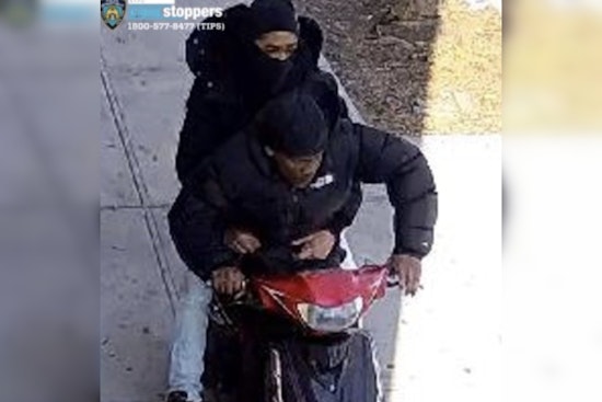 Bronx Scooter Crooks Rip Teen's Gold Chain in Broad-Daylight Grab