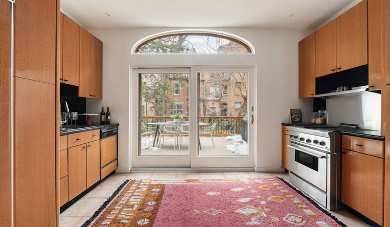 Brooklyn Brownstones Lead $71M Spring Luxury Contract Surge