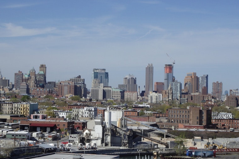 Brooklyn Office Hangover as Landlords Throw Perks at Empty Desks