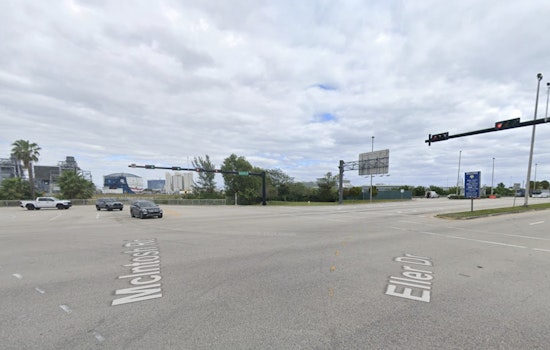 Broward Deputy Hit By Car In Port Everglades Traffic Chaos