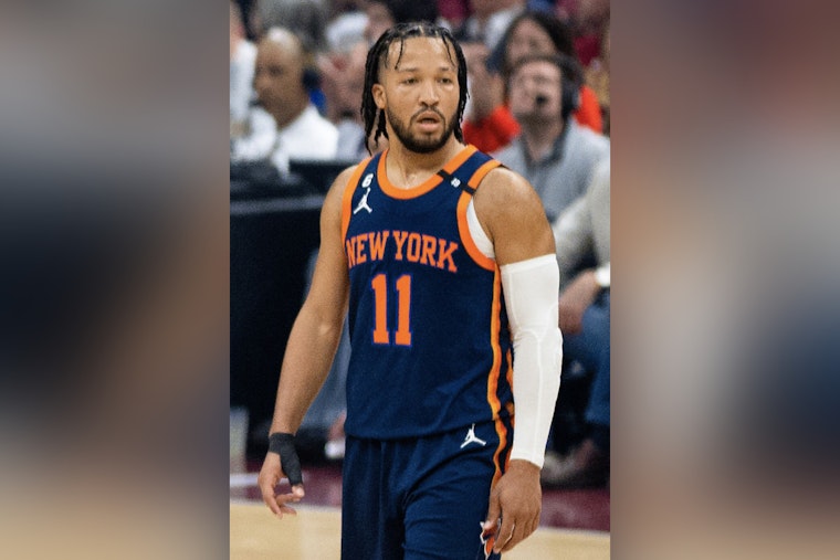 Brunson Torches Hawks As Knicks Turn Garden Blowout Into 3-2 Series Edge