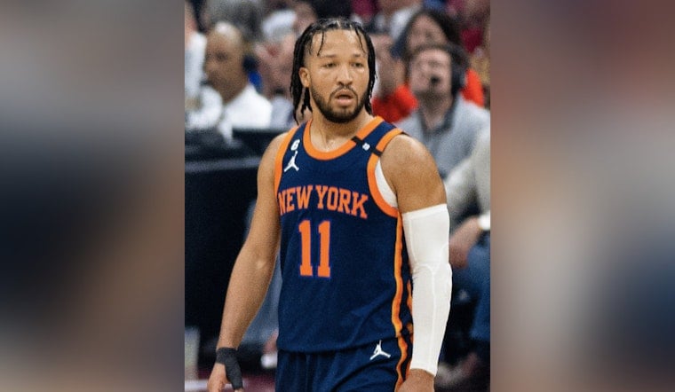 Brunson Torches Hawks As Knicks Turn Garden Blowout Into 3-2 Series Edge