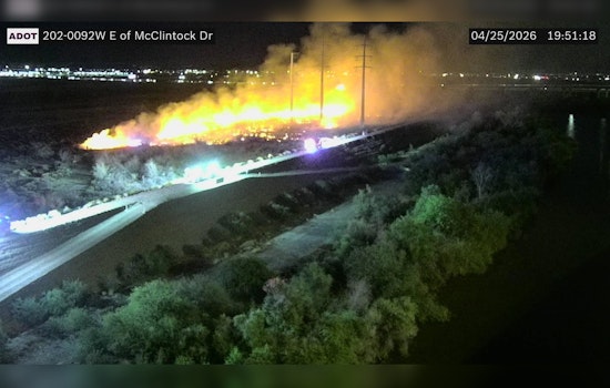 Brush Fire Chokes Loop 202 Near McClintock, Drivers Creep Through Smoke