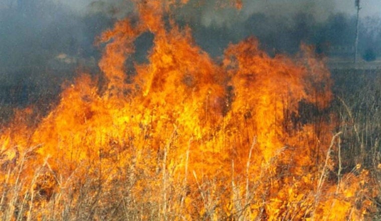 Brush Fire in Moreno Valley Forces Evacuations Amid Santa Ana Winds