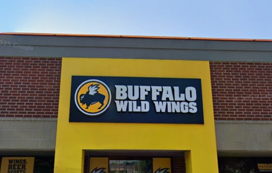 Buffalo Wild Wings Go Opening Next To Dunkin On Poplar
