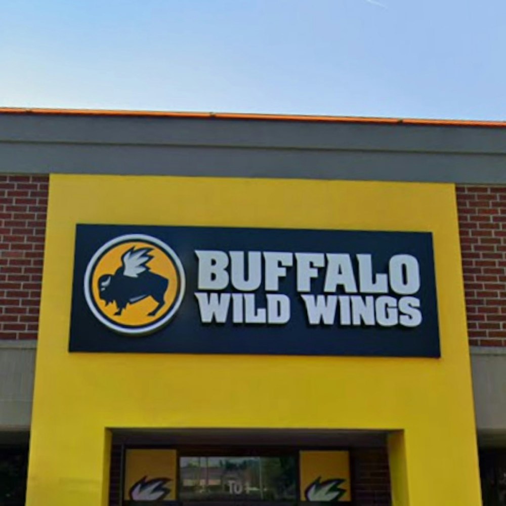 Buffalo Wild Wings Go Opening Next To Dunkin On Poplar
